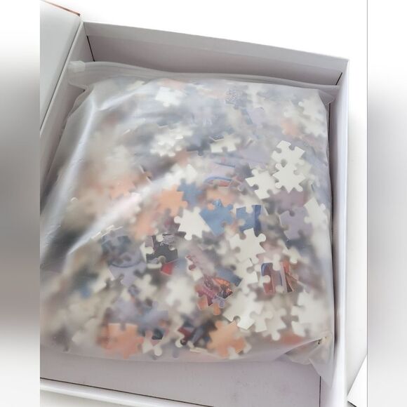 Castle 1000 Piece Jigsaw Puzzle - Picture 3 of 4